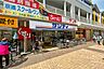 周辺：サンディ(尼崎潮江店)の外観