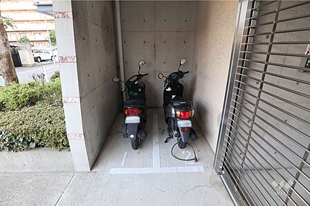 バイク置場
