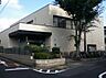 周辺：杉並区立成田図書館（398m）