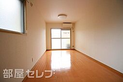 セレニールEXI 2階1Kのリビング/ダイニング