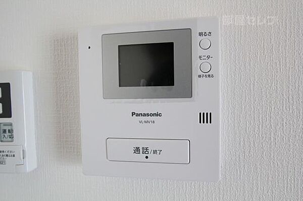 画像18:テレビモニターホンで来客時も確認することができます。