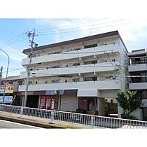 コーポ・トシ  ｜ 愛知県名古屋市昭和区花見通2丁目3-2（賃貸マンション1LDK・3階・48.00㎡） その1