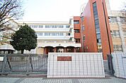 名古屋市立香流中学校 709m
