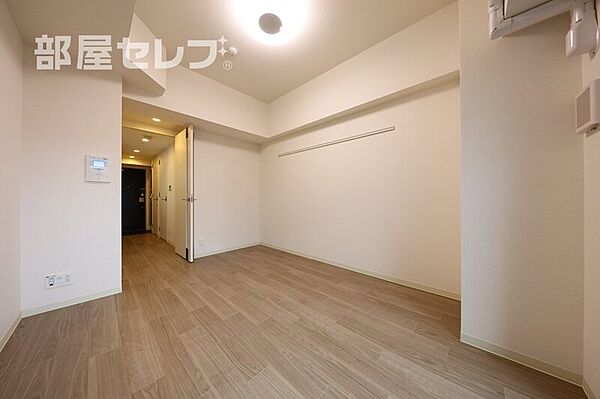 プレサンス新栄リベラ