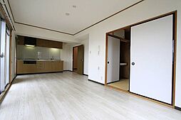 AMITYヤスダ 6階3LDKのリビング/ダイニング