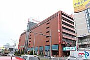 北野エース三越星ヶ丘店 96m