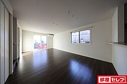 ベルリード川上町A棟 1階3LDKのリビング/ダイニング