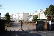 名古屋市立東星中学校 829m