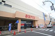 西友高針店 116m