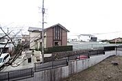閑静な住宅街になります。