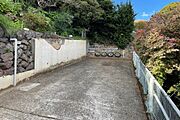 全面に公衆用道路があります
