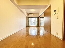 名古屋市営鶴舞線 川名駅 徒歩11分の賃貸マンション 1階1LDKのリビング/ダイニング