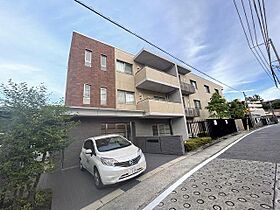 レザンドール東山元町  ｜ 愛知県名古屋市千種区東山元町２丁目69番（賃貸マンション3LDK・3階・80.00㎡） その1