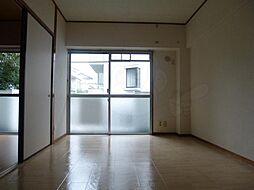 マンションルンビニー1 4階2Kのリビング/ダイニング