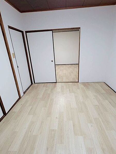 室内を拡大表示