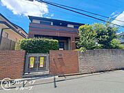 2ＷＡＹアクセス利用可能で通勤・通学に便利！小学校が徒歩5分圏内にありお子様がいらっしゃるご家庭も安心ですね。