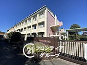 天理市立西中学校 徒歩9分。 690m