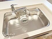 ワイドシンクなので家族が増えても洗い物楽々です