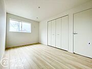 シンプルな洋室なので、お部屋のコーディネートが楽しめます