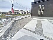 日当たりの良いお庭でお子様も嬉しい♪家庭菜園やガーデニングも可能です！
