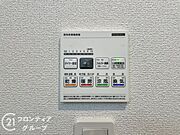 便利な浴室乾燥機を完備しています。雨の日でも洗濯物を乾かせるので、天候を気にせずに快適な生活を送れます！