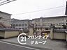 周辺：斑鳩町立斑鳩小学校 徒歩22分。 1740m