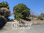 斑鳩町立斑鳩中学校 徒歩20分。 1530m
