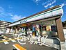 周辺：ファミリーマート奈良鶴舞西店 徒歩12分。 910m