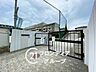 周辺：葛城市立新庄中学校 徒歩31分。 2480m