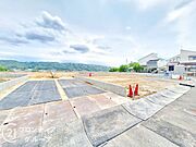 現地写真更新！現地の説明はもちろん、モデルハウスご見学も可能！同社施工物件をご見学していただきますので、実際に使用される設備やお家の雰囲気などをご確認ください