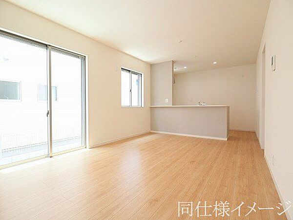 リビング/ダイニングを拡大表示