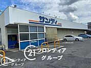 サンディ平群店 徒歩9分。 690m