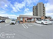 セブンイレブン橿原新賀町店 徒歩15分。 1180m