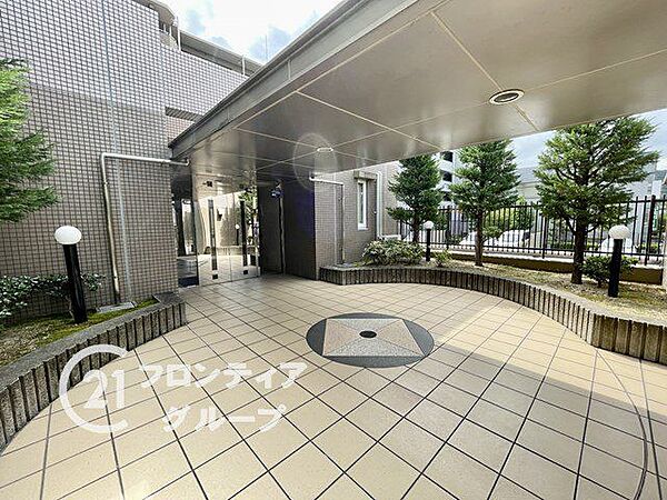 エントランスを拡大表示
