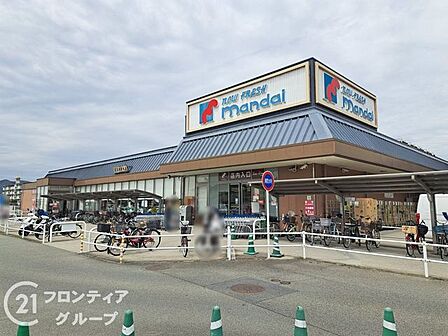 万代法隆寺店 徒歩2分。徒歩1分。 140m