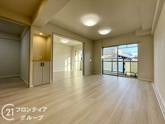 リビング/ダイニング ユニライフ大和高田　中古マンション 4階/-