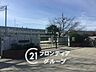 周辺：奈良市立三碓小学校 徒歩13分。 1010m