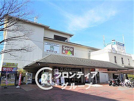 イズミヤ学園前店 徒歩7分。 540m