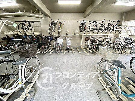 物件から受けた印象や、周辺の生活環境への疑問まで、気になることを何でも話してみてください。暮らしのイメージを一緒に整理していきましょう