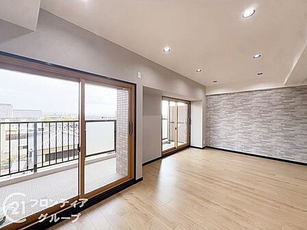 ご見学は無料で承っています。気になる点があれば現地でしっかり確認できますので、まずはお気軽にご予約ください