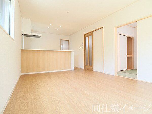 リビング/ダイニングを拡大表示