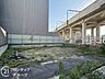 外観：現地写真更新！現地の説明はもちろん、モデルハウスご見学も可能！同社施工物件をご見学していただきますので、実際に使用される設備やお家の雰囲気などをご確認ください