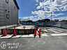 外観：現地写真更新！現地の説明はもちろん、モデルハウスご見学も可能！同社施工物件をご見学していただきますので、実際に使用される設備やお家の雰囲気などをご確認ください