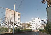 高槻市立西大冠小学校 498m