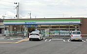 ファミリーマート高槻土橋町店 345m