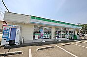 ファミリーマート所沢松が丘店 644m