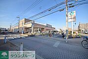 エコスTAIRAYA武蔵藤沢店 徒歩11分。スーパー 880m