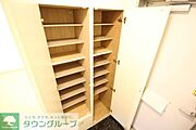 シューズボックス