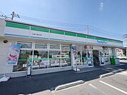 ファミリーマート入間下藤沢店 徒歩6分。コンビニ 410m