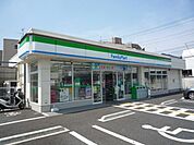 ファミリーマート所沢久米店 466m